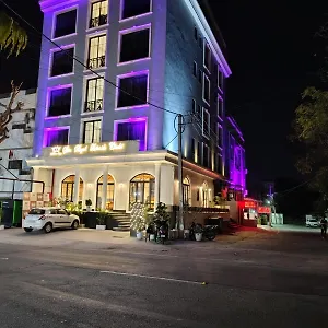 Sita Royal Lakside Hotel