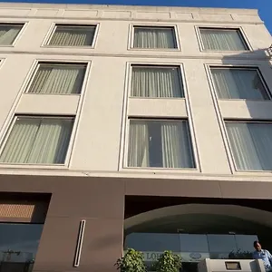 **** Hotel Arch The Lohias India