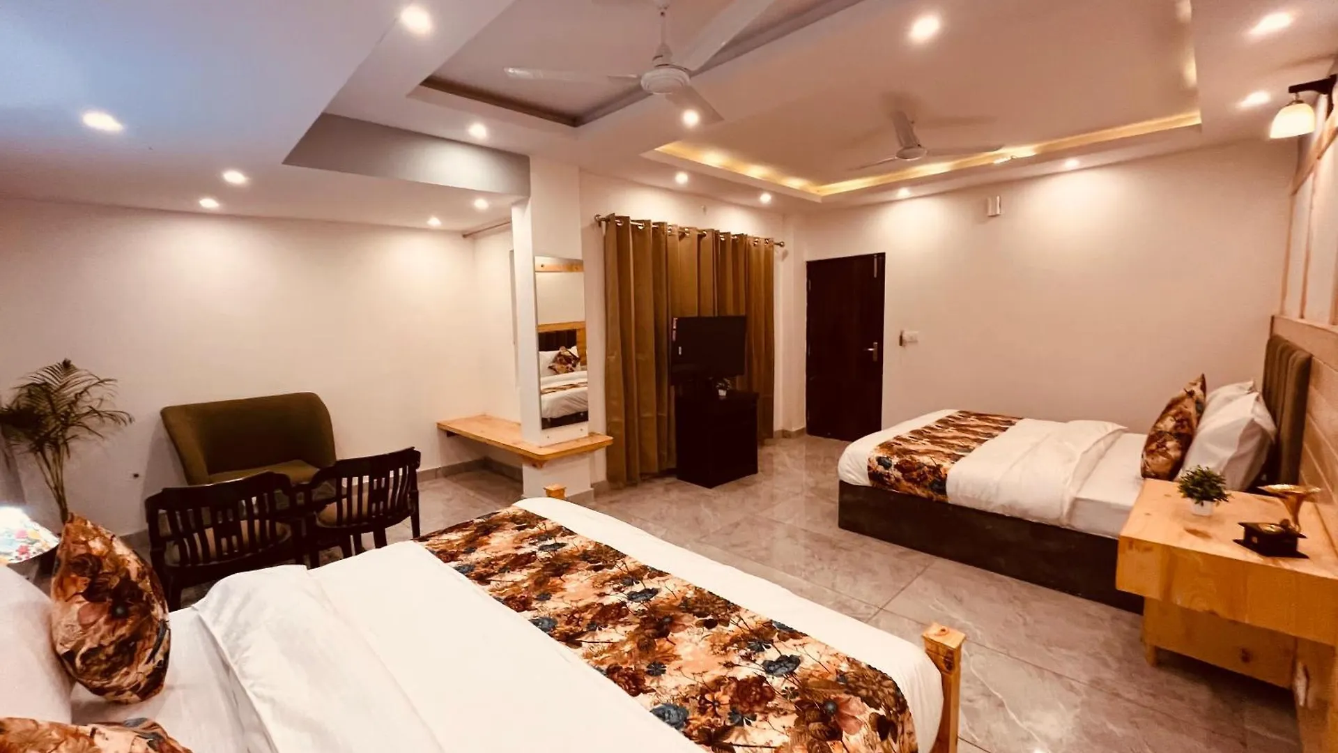 Pinerock Resort Best Selling Property In Mussoorie ! Luxury Rooms ! Mountain View ! Open Terrace ! Cafe ! Parking !