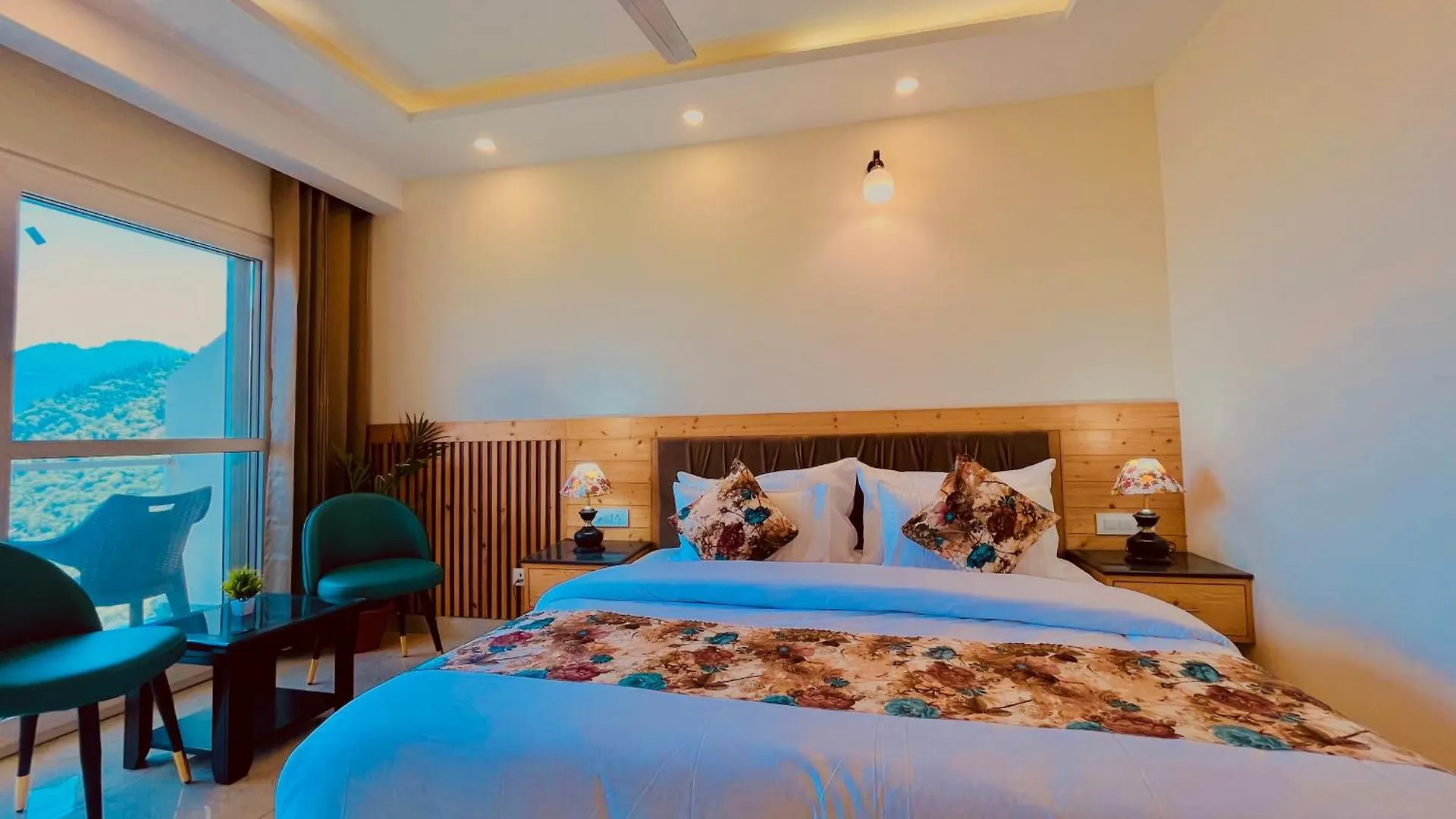 Pinerock Resort Best Selling Property In Mussoorie ! Luxury Rooms ! Mountain View ! Open Terrace ! Cafe ! Parking ! 4*,